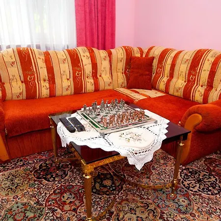 Fekete Forras Apartman * Szeged